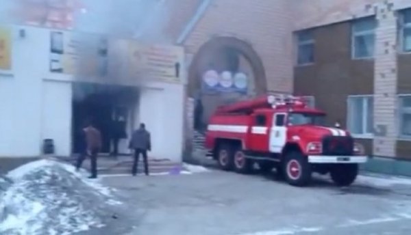 Під Києвом вибухнув супермаркет. ВІДЕО