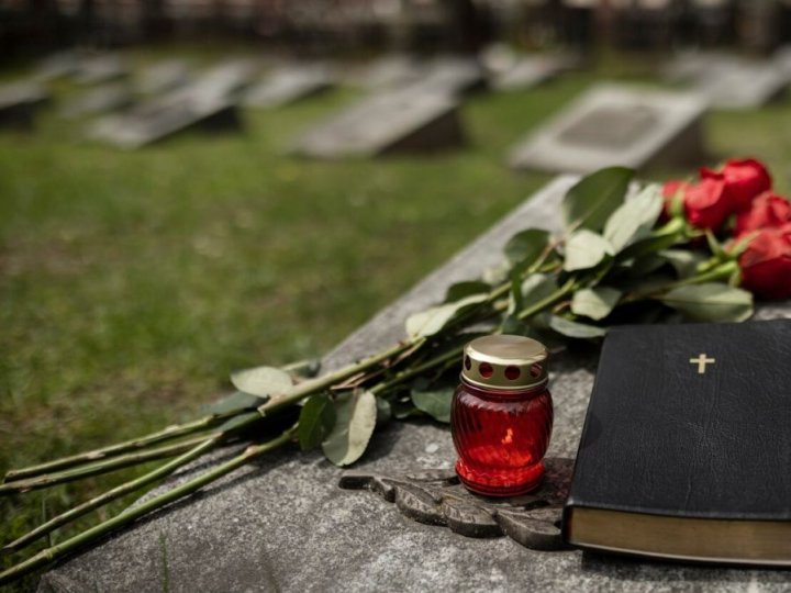 Коли будуть поминальні суботи 2025 року: запам’ятайте дати, щоб піти на цвинтар