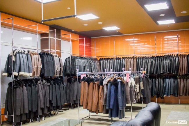 У Луцьку – новий магазин шкіри та хутра від турецького виробника*