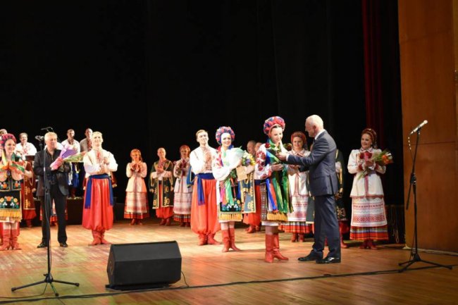 Артисток Волинського народного хору відзначили нагородами. ФОТО