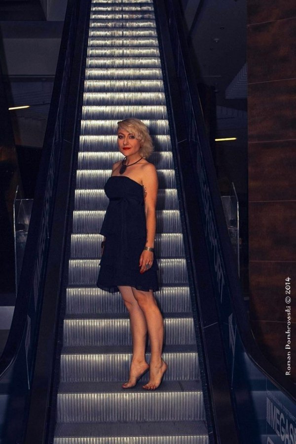 Епатажна фотосесія волинської ведучої: повна версія