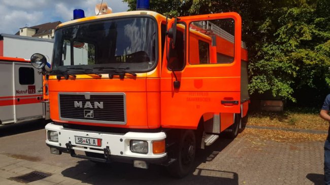 Німці передали Ковелю бус, навантажувач та три пожежні автомобілі