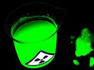 У селі Луцького району кислотою облили авто