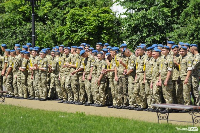 Фото випускного у військовому ліцеї в Луцьку