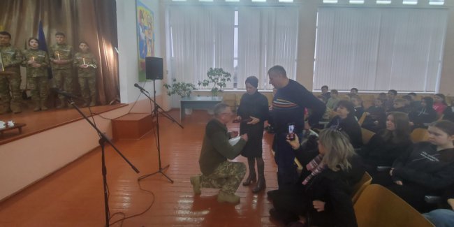 Мужність воїна із Волині відзначили орденом після загибелі