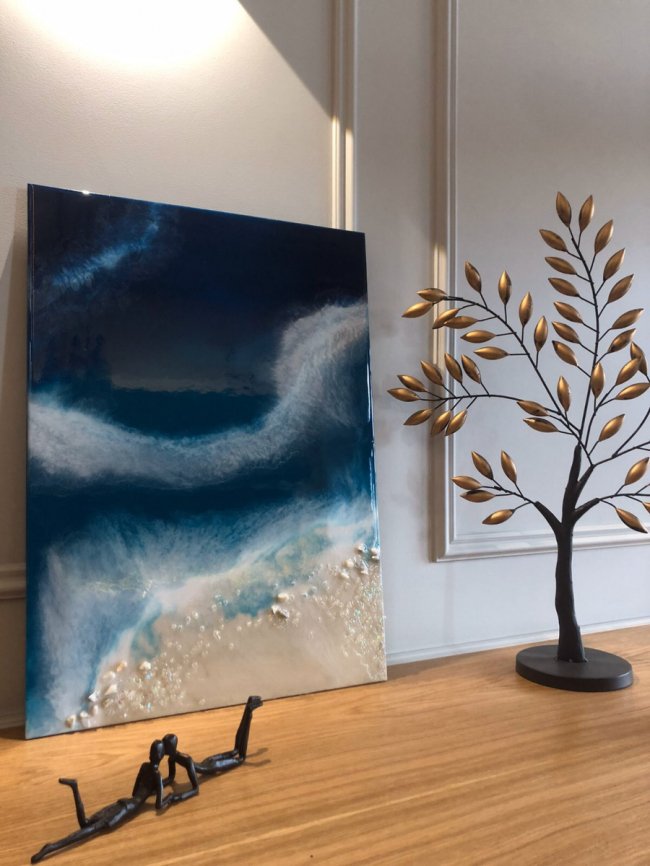У Луцьку вперше відбудеться виставка картин в стилі «Resin art»