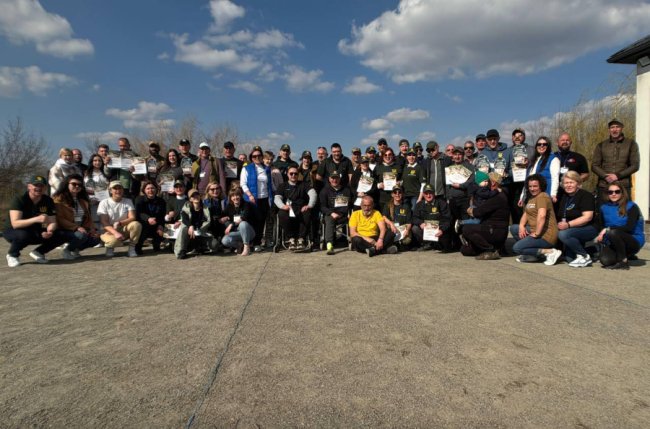 «Дякуємо, незламні, за бажання займатися спортом і залучати побратимів»: у Ковелі змагалися команди ветеранів 