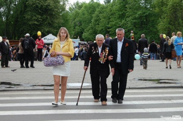 Як у Луцьку їли кашу і співали фронтових пісень