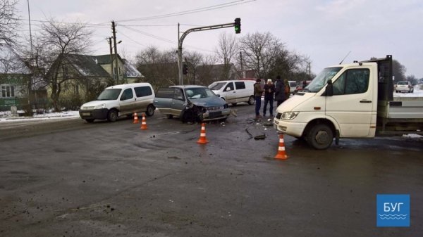 У Нововолинську – аварія із постраждалими