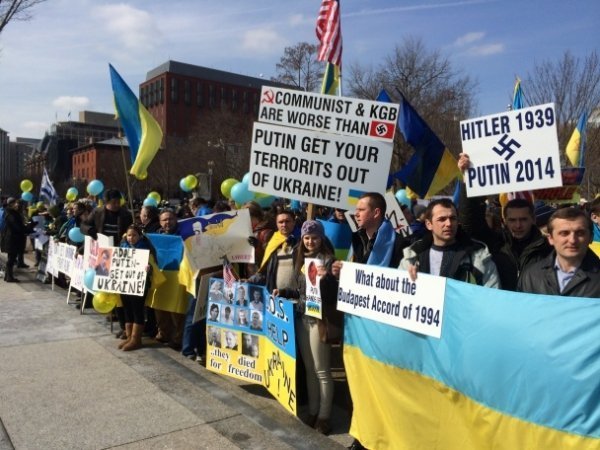 Сотні українців в Штатах вимагали від Обами рішучих дій щодо Росії. ФОТО. ВІДЕО