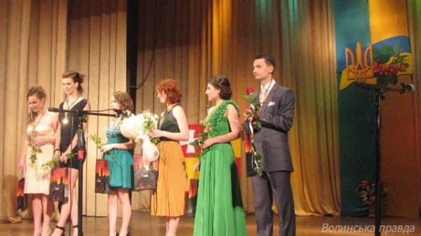 Назвали луцьку школу, де найбільше медалістів. ФОТО