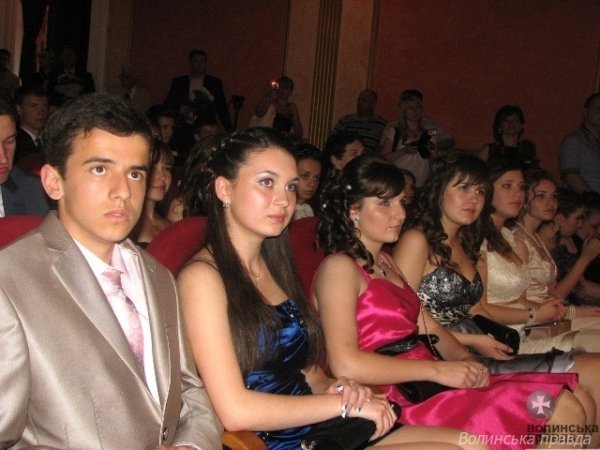 Назвали луцьку школу, де найбільше медалістів. ФОТО