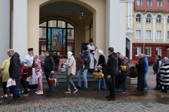 У Луцьк привезли вогонь єдності та перемоги. ФОТО