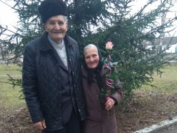 Подружжя з Волині відзначило «діамантове» весілля