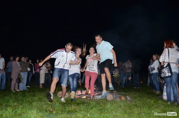 Як у Луцьку святкували Купала. ФОТО