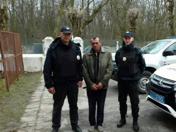 На узбіччі знайшли волинянина, який перебував у розшуку