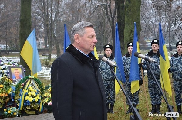 У Луцьку вшанували пам’ять загиблих героїв Майдану. ФОТО