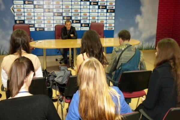 Луцьким першокурсникам показали «Авангард». ФОТО