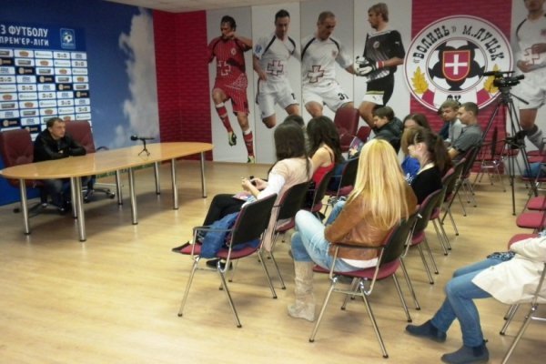 Луцьким першокурсникам показали «Авангард». ФОТО