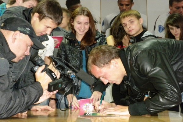 Луцьким першокурсникам показали «Авангард». ФОТО