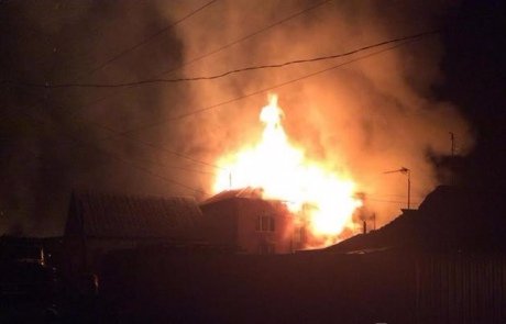 У Мукачево сталися криваві розбірки у таборі ромів. ФОТО. ВІДЕО