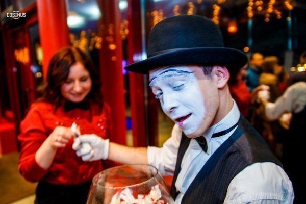 Як у луцьких клубах відгуляли 8 Березня. ФОТО