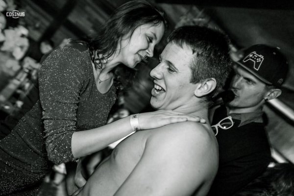 Як у луцьких клубах відгуляли 8 Березня. ФОТО