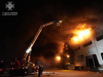 Ракетний удар по Одещині: під завалами складу продовольчого підприємства знайшли тіло охоронця