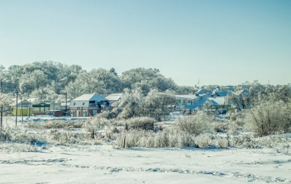 Волинське містечко перетворилося у засніжену казку