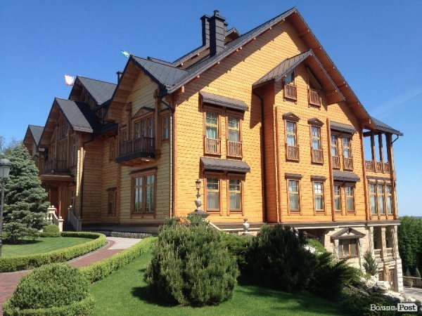 На вихідні -  у «Межигір'я». ФОТО 