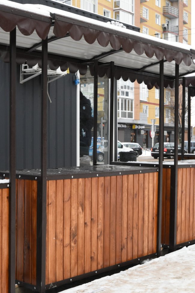 У Луцьку встановили нові ятки для вуличної торгівлі. АДРЕСИ