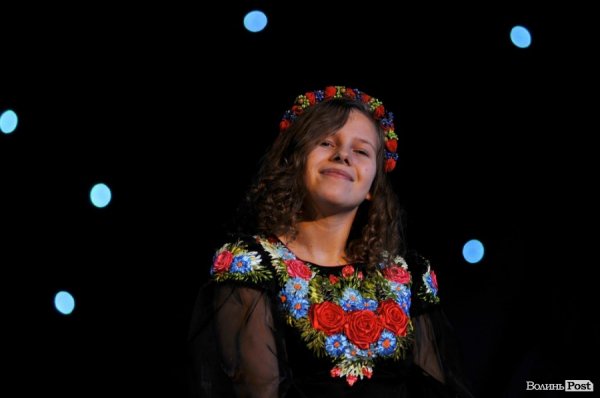 «Коляда з Тетяною Ціхоцькою»: фото благодійного концерту