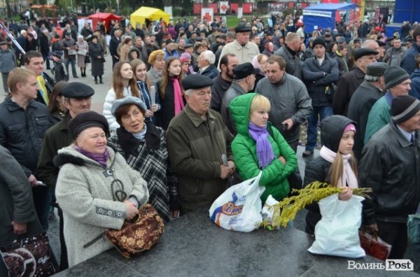 «Порошенківський» концерт у центрі Луцька. ФОТО