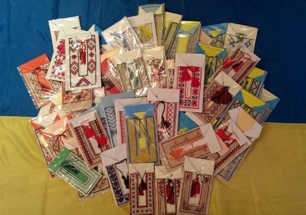 Волинські активісти відправили до Ізраїлю сувеніри на ярмарок. ФОТО