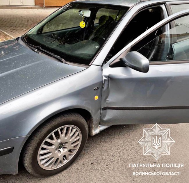 У Луцьку зіткнулися маршрутка та легковик