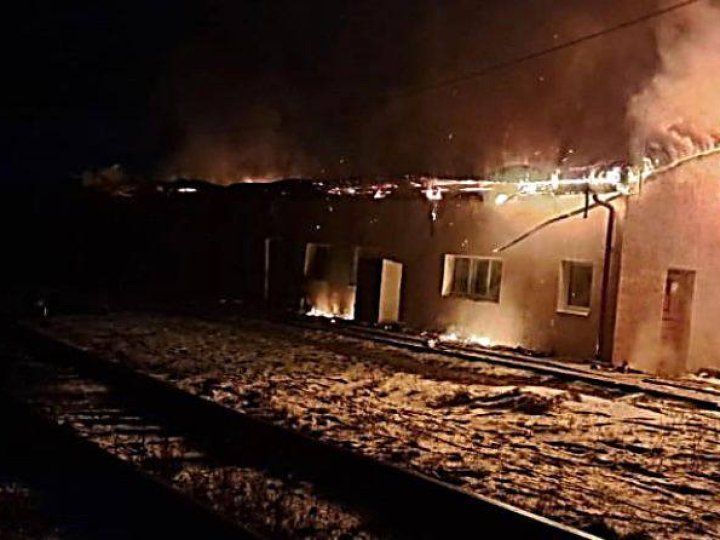 Близько семи влучань дронами: у Ковелі пошкоджене локомотивне депо