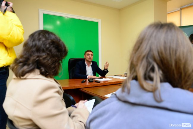 Діалог з громадою, європейський ринок, дороги у віддалених районах: Роман Бондарук – про те, як хоче змінити Луцьк*