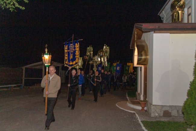 Пасхальне богослужіння у храмі в Жидичині. ФОТО