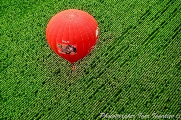 Невідома Україна на фото Ігора Ігнатьєва. Політ на мотопараплані. ФОТО