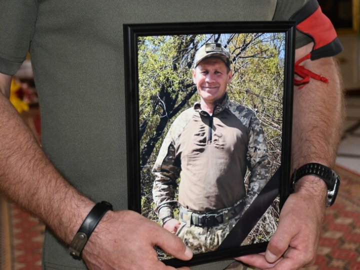 «Воював, щоб наші діти могли вчитися, а Україна – процвітати»: на Волині попрощалися з Героєм Петром Назарчуком