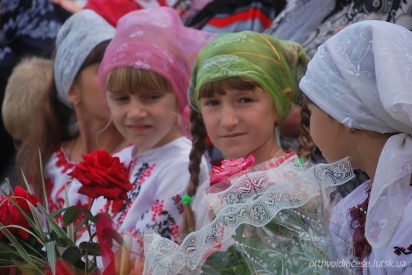 Замість згорілої церкви побудують нову