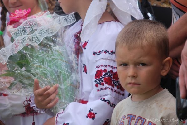 Замість згорілої церкви побудують нову