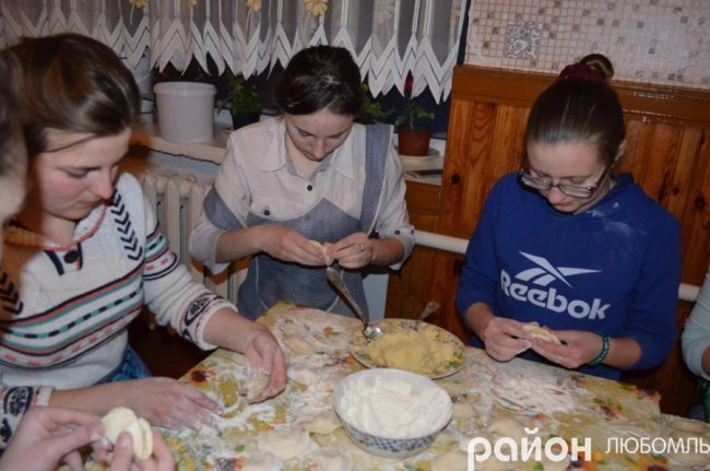 На Волині триває кулінарний аналог #22PushUpChallenge