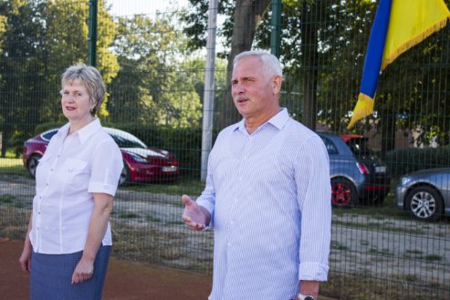 Відкритий кубок з тенісу серед аматорів проходить у Нововолинську