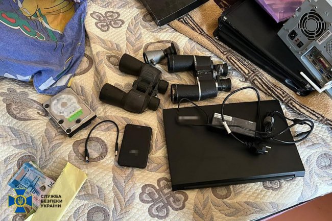 СБУ знешкодила ворожу групу, яка наводила  російські ракети та авіабомби на житлові будинки Херсона