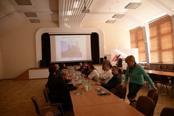 Поляки вчили луцьких комунальників чистоті та порядку. ФОТО