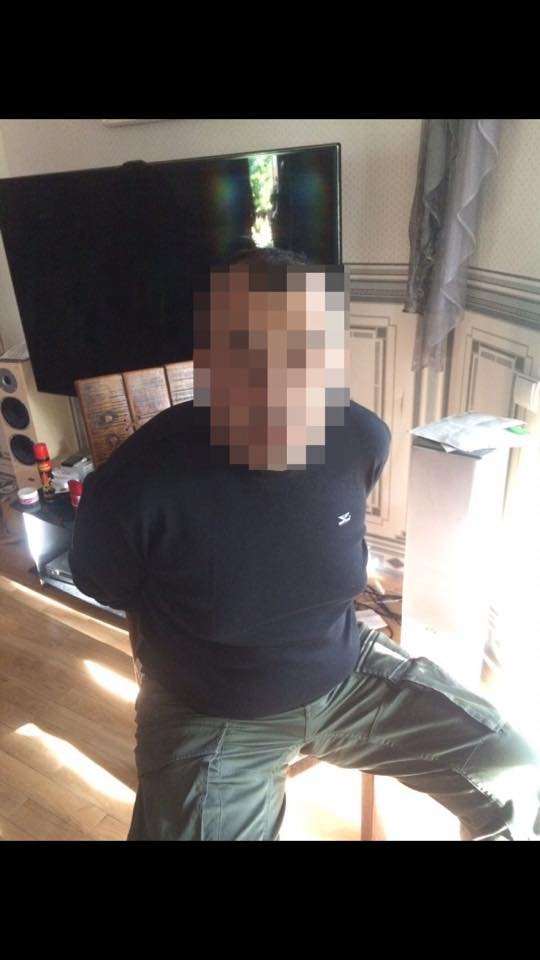 У Києві знешкодили банду рекетирів, до якої входили правоохоронці. ФОТО. ВІДЕО