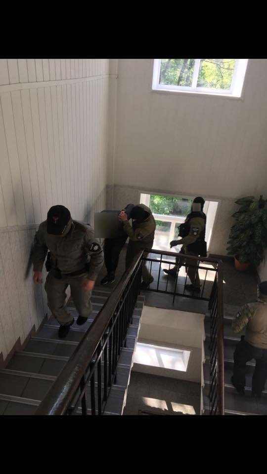 У Києві знешкодили банду рекетирів, до якої входили правоохоронці. ФОТО. ВІДЕО