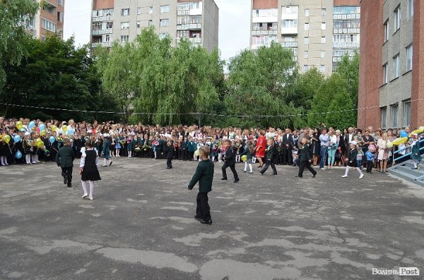 Свято першого вересня у школі-ліцеї №26. ФОТО