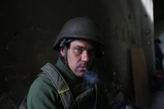 Як живуть «кіборги» у найгарячішій точці Донецька. ФОТО